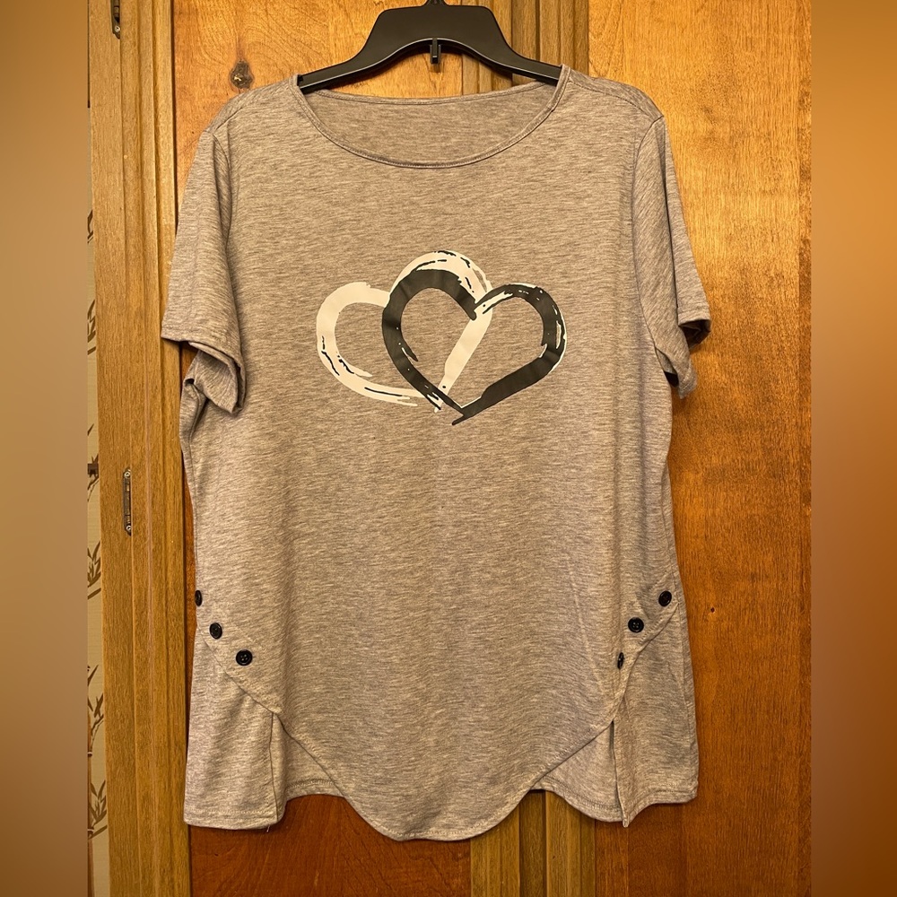 Gray t-shirt bought from Ebay never worn. Unknown brand